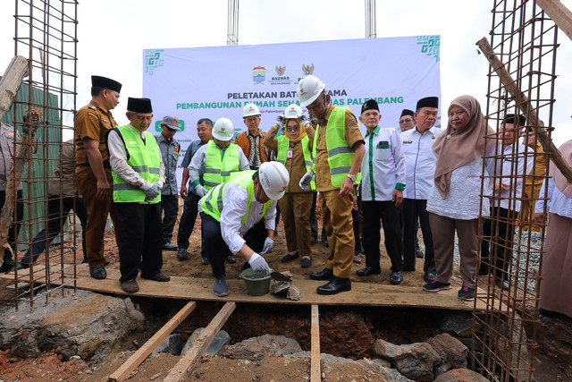 Pembangunan batu pertama Rumah Sehat Baznas (RSB) pada Selasa, 2 Desember 2025.