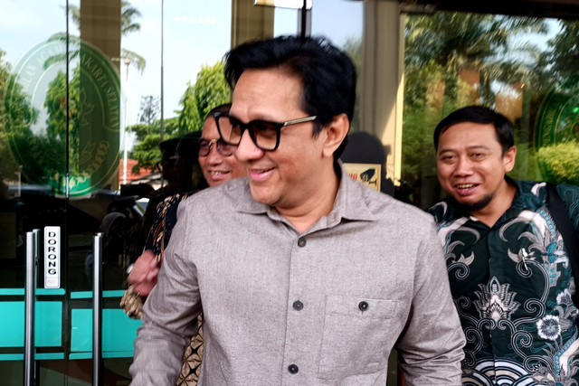 Andre Taulany di Pengadilan Agama Jakarta Selatan, Rabu (3/12/2025). Foto: Giovanni/kumparan