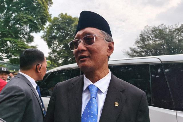 Menteri Pekerjaan Umum Dody Hanggodo usai menghadiri Upacara Hari Bakti ke-80 Pekerjaan Umum di Gedung Sate Bandung, Rabu (3/12/2025). Foto: Linda Lestari/kumparan