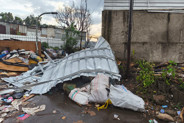 Lokasi terjadinya bentrokan di Kelurahan Sukahaji, Kecamatan Babakan Ciparay, Kota Bandung, Rabu (3/12/2025). Foto: Linda Lestari/kumparan