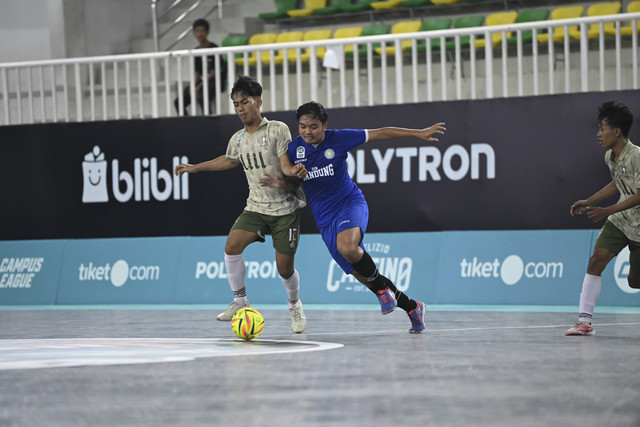  UIN Sunan Gunung Djati (UINSGD) Bandung berhadapan melawan Universitas Islam Indonesia (UII) Yogyakarta pada Grup B Putra Campus League Futsal di FIKK UNJ GOR Universitas Negeri Jakarta, Rawamangun, Jakarta Timur, Rabu (3/12/2025). Foto: Dok. Campus League