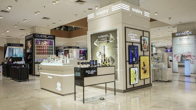 Ilustrasi Tenant Lantai 5 Grand Indonesia, Foto: Sisley Paris/kumparanWOMAN