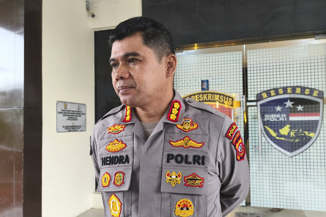 Kabid Humas Polda Jabar, Kombes Pol Hendra Rochmawan, Kamis (4/12/2025). Foto: Linda Lestari/kumparan
