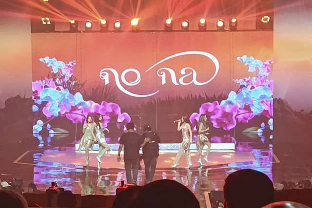 No Na Tampil Energik di Spotify Wrapped Live Indonesia 2025 | kumparan.com