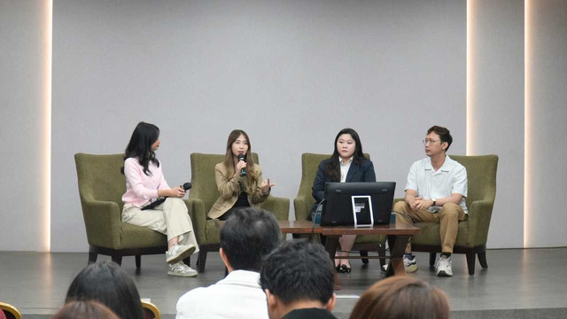 Badan Eksekutif Mahasiswa (BEM) Universitas Pelita Harapan (UPH) bekerja sama dengan Center for Indonesia’s Strategic Development Initiatives (CISDI) menggelar Mini Festival Kesehatan Mental 2025 pada 26 November 2025 di UPH Lippo Village, Tangerang. Festival ini menjadi ruang aman untuk edukasi, relaksasi, dan perawatan diri bagi mahasiswa.