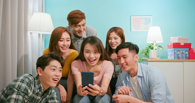  Ilustrasi ketawa. Foto: Shutterstock