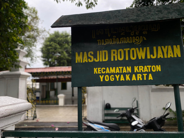 Masjid Rotowijayan, Kecamatan Kraton, Yogyakarta. Foto: Pandangan Jogja/Resti Damayanti