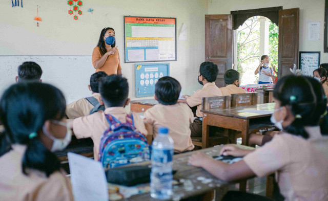 Interaksi Belajar di Kelas. Sumber foto: Pexels.com by Agung Pandit Wiguna