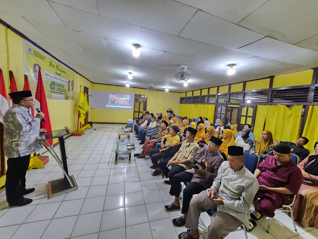 Dewan Pimpinan Daerah (DPD) Partai Golkar Kabupaten Sintang menggelar doa bersama sebagai puncak perayaan Hari Ulang Tahun (HUT) ke-61 Partai Golkar. Foto: Yus/Hi!Pontianak