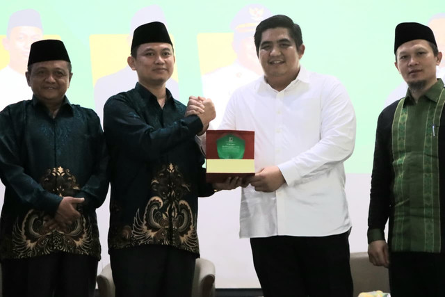 Pengukuhan Pengurus MD Kahmi Bintan yang di hadiri oleh Bupati Bintan, Sumber MD KAHMI Bintan