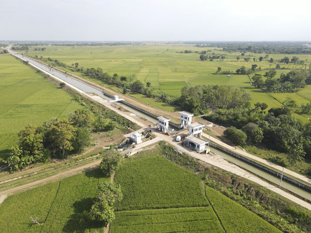 Proyek Peningkatan dan Rehabilitasi Jaringan Utama Kewenangan Daerah fi Balai Besar Wilayah Sungai yang digarap Waskita Karya. Foto: Dok. Waskita Karya