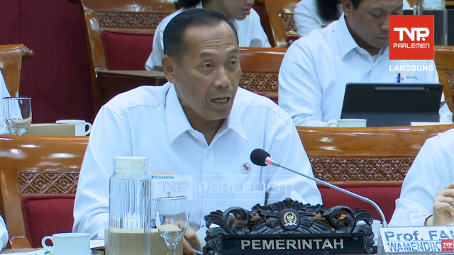 Wakil Menteri Pendidikan Tinggi, Sains, dan Teknologi Fauzan mengikuti raat kerja dengan Komisi X di Kompleks Parlemen, Senayan, Jakarta, Senin (8/12/2025). Foto: YouTube/ TVR Parlemen