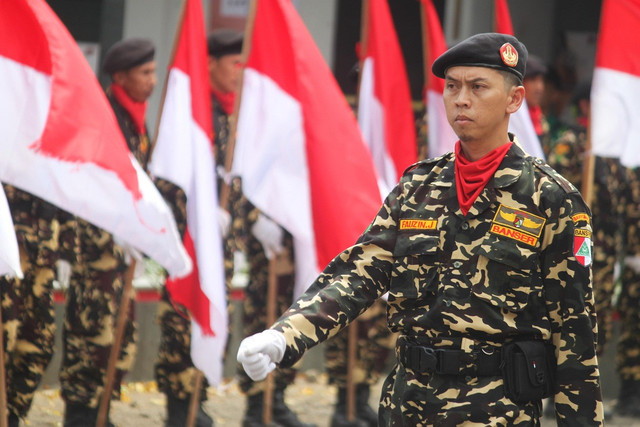 Ilustrasi: Banser sedang berbaris. Foto by Pixabay