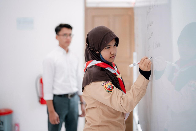 Linda Martini, siswa Sekolah Rakyat Menengah Pertama (SRMP) 5 Solok, Sumatera Barat. Foto: Kemensos RI