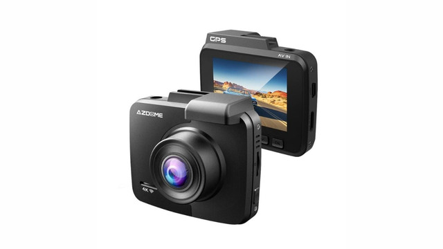 Ilustrasi dashcam mobil. Foto: AZDOME