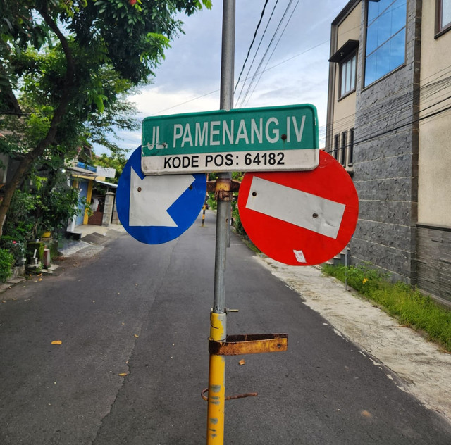 Dari nama sebuah jalan di sudut kota, kini “Pamenang” menjelma menjadi nama ibu kota baru Kabupaten Kediri. Sebuah penanda kecil yang menyimpan makna besar perjalanan identitas. Foto: dok. pribadi.