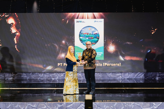 Pelindo raih Gold Rank dalam ajang Asia Sustainability Reporting Rating (ASRRAT) 2025. Foto: Pelindo