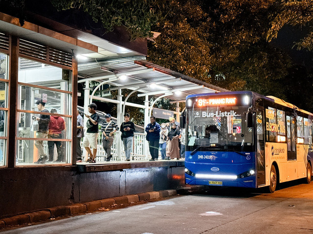 Ilustrasi bus listrik Transjakarta yang dioperasikan DAMRI. Foto: DAMRI 