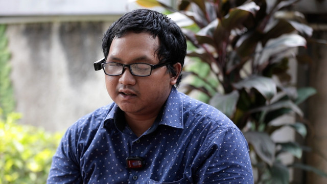 Latief (29) penyandang tunanetra yang mendapat bantuan kacamata pintar berbasis AI dari Prabowo Subiantio. Foto: Dok. Istimewa