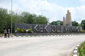 KEK Sei Mangkei mendapatkan insentif fiskal PPh, PPN, dan Kepabeanan. Sumber: https://mediakeuangan.kemenkeu.go.id/article/show/kawasan-ekonomi-khusus-sei-mangkei-bantu-tingkatkan-investasi