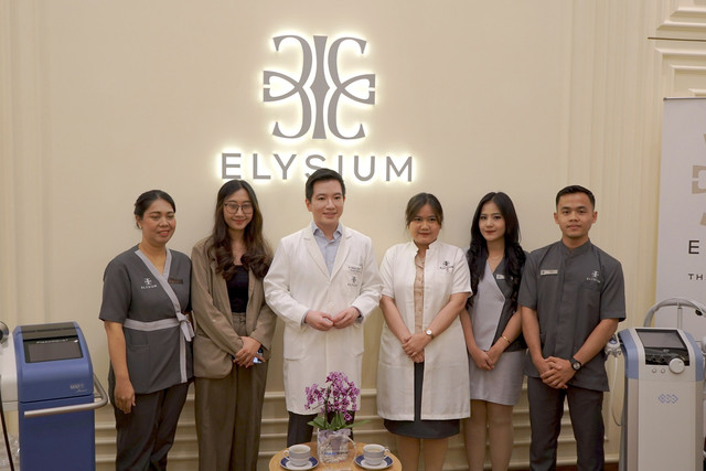 Opening Elysium Clinic, Jakarta Selatan, Selasa (9/12/2025). Foto: Elysium