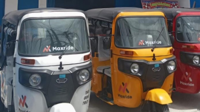 Bajaj Maxride di Manado.