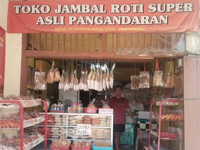 Toko Jambal Roti Super Asli Pangandaran