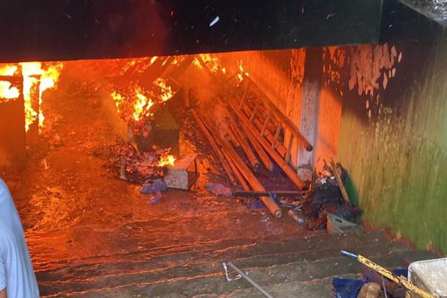 Kebakaran terjadi di basement Pesantren Al Mawaddah, Jagakarsa, Jakarta Selatan, Rabu (10/12/2025). Foto: Dok. Istimewa