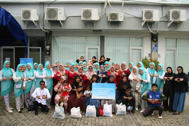 PT Paragon dan DT Peduli Berbagi MPASI untuk Cegah Stunting di Wilayah Puskesmas Ciperna (Sumber : DT Peduli)