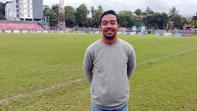 Pelatih Persma Manado 1960, Feryandes Rozialta, 