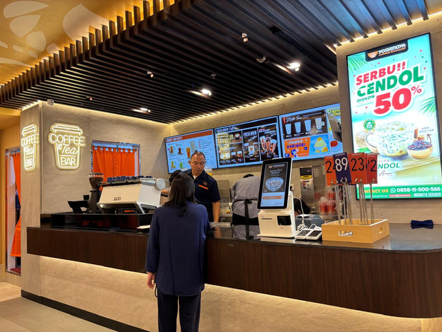 Suasana di gerai Yoshinoya Grand Indonesia. Foto: Andari Novianti/kumparan
