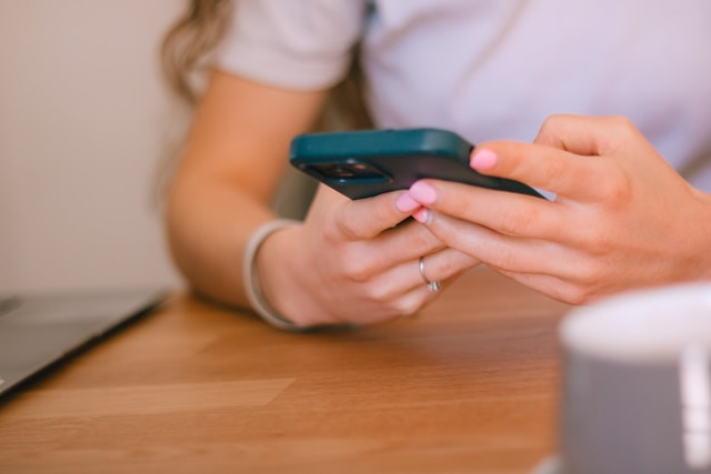 Ilustrasi cara tukar poin Smartfren 2025. Foto: Unsplash.