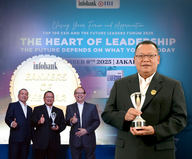Direktur Utama Bank Kalbar, Rokidi, dinobatkan sebagai CEO Bankers of the Year 2025. Foto: Dok. Bank Kalbar