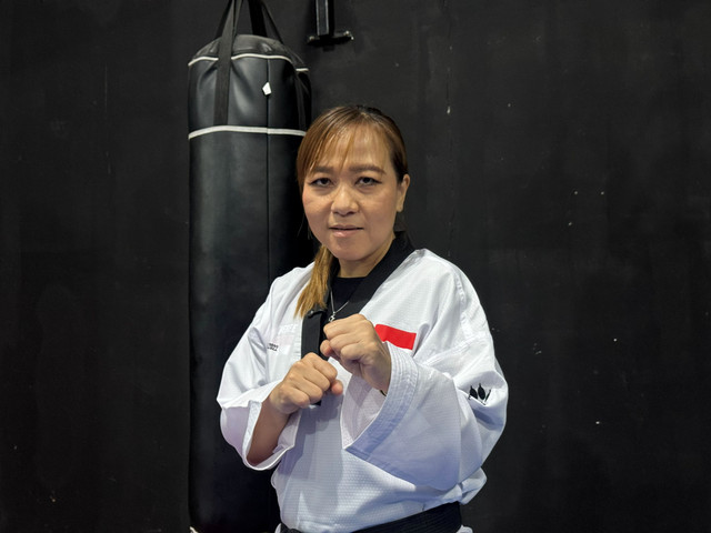 Sanny Harsono, satu-satunya wasit taekwondo perempuan asal Yogyakarta yang mengantongi sertifikat internasional kategori poomsae. Foto: Pandangan Jogja/Tannayu Hangno