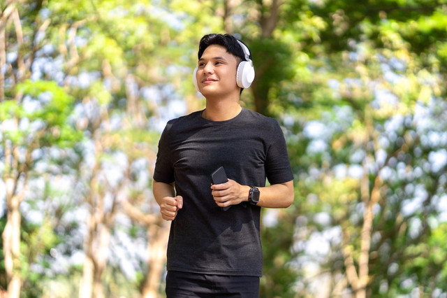 BSI Gelar Langkah Emas Peduli Sumatera saat CFD. Foto: Shutterstock