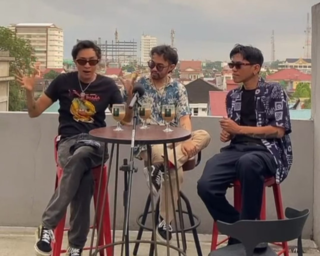 LAS! menjadi bintang tamu di program Jelang Senja dari media Hi!Pontianak. Foto: Dok. Hi!Pontianak