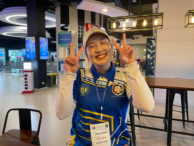 Yuri Hayashi, pelatih klub panahan Selabora FIKK UNY, Yogyakarta, di turnamen MilkLife Archery Challenge KEJURNAS Antar Club 2025 di Supersoccer Arena, Kudus. Foto: Antika Fahira/kumparan