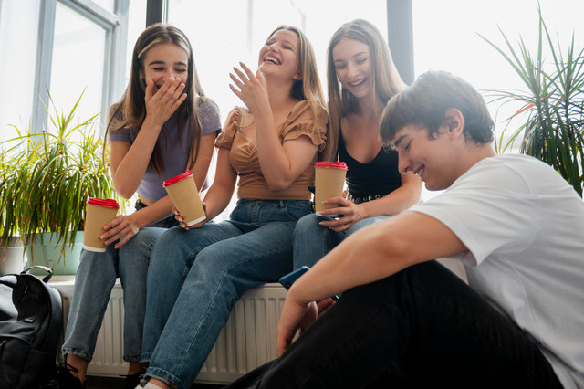 Ilustrasi Bercanda: Sumber Freepik