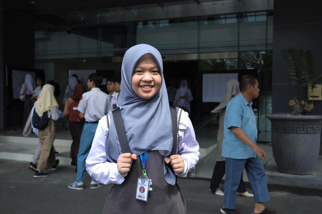 N. Azza Fathya Nadra, pelajar asal Palembang, Sumatra Selatan. Foto: Humas Unair