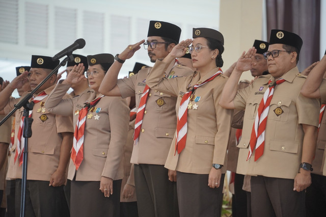 Pelantikan pengurus Kwarda Gerakan Pramuka DIY Periode 2025-2030di Kompleks Kepatihan Yogyakarta, Senin (15/12). Foto: Dok. Pemda DIY