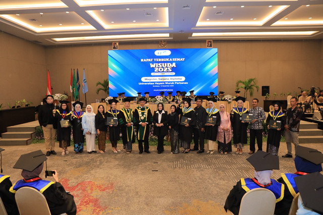 Wisuda UHW Perbanas Surabaya Sabtu 13 Desember 2025. Dok. Humas UHW Perbanas