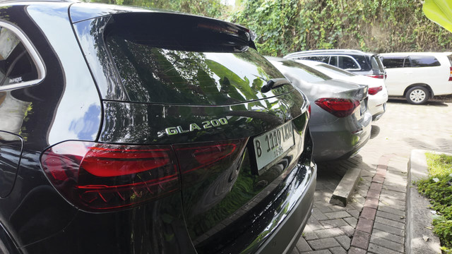 Deretan mobil Mercedes-Benz yang menggunakan platform NGCC. Foto: Fitra Andrianto/kumparan