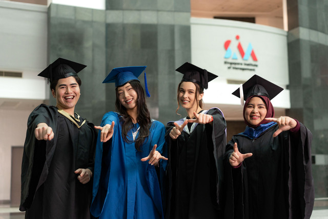 Dilema Orang Tua: Stabilitas Edukasi, Keamanan, dan Sukses Kuliah Anak di Luar Negeri. Foto: SIM Global Education.