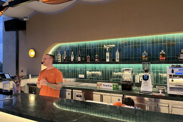 Area bar social rooftop Kleo Seminyak Bali. Foto: Ela Nurlaela/kumparan