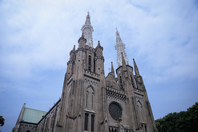 Ilustrasi gereja Katedral Jakarta. Foto: Jamal Ramadhan/kumparan