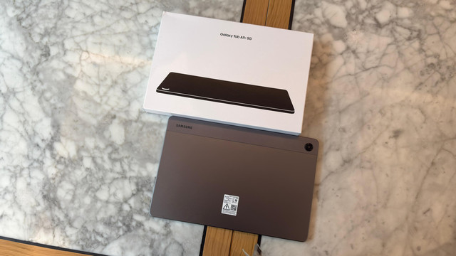 Samsung Galaxy Tab A11+. Foto: Habib Allbi Ferdian/kumparan