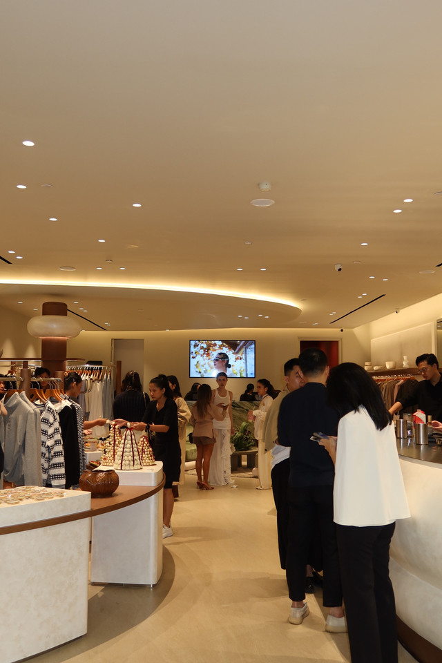 Grand opening store DUMA x Gooma di Plaza Senayan Level 3. Foto: DUMA