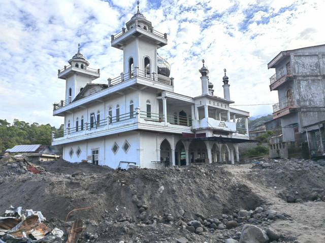 Kondisi Masjid Al Taqwa di Kecamatan Timang Gajah, Bener Meriah, Aceh, Jumat (19/12/2025). Foto: Dok. PMI