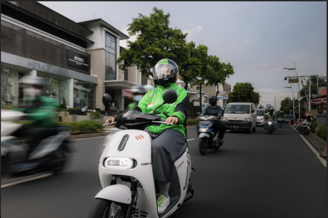 Ilustrasi Ojek Online Pakai Motor LIstrik dok: GoJek