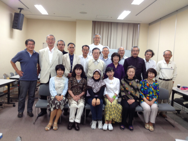 Para lansia di Nara, Jepang yang belajar bahasa Inggris. Sumber: Dokumentasi pribadi